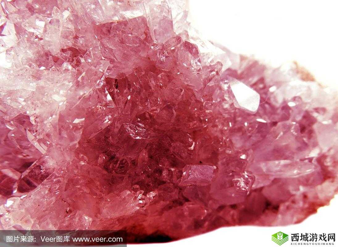 粉色 ABB 苏州晶体：其特点与应用