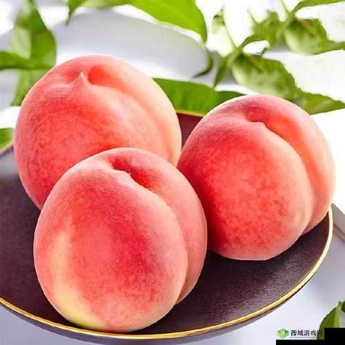 水蜜桃 2 :新鲜采摘 口感甜蜜 多汁诱人的水果佳品
