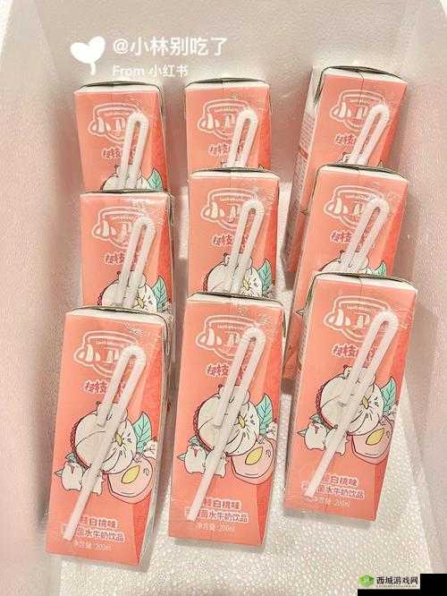 大坤坤戳桃子流牛奶:一场颠覆传统的美食体验
